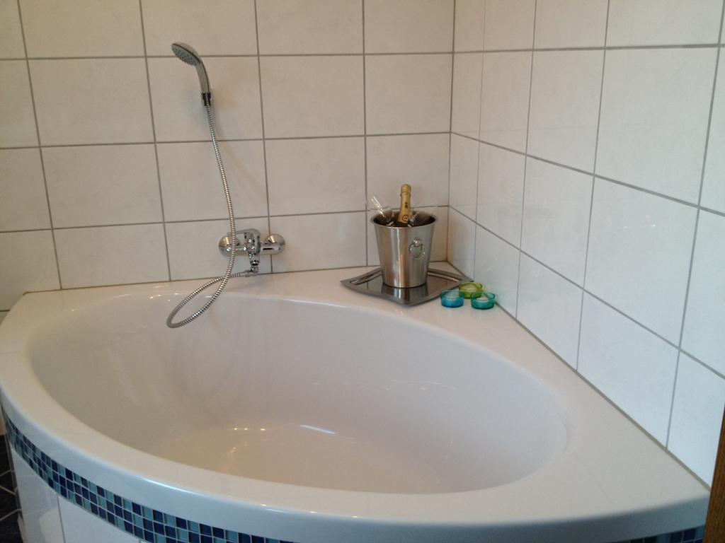 Haus Zur Therme บัดมิทแทร์นดอร์ฟ ห้อง รูปภาพ